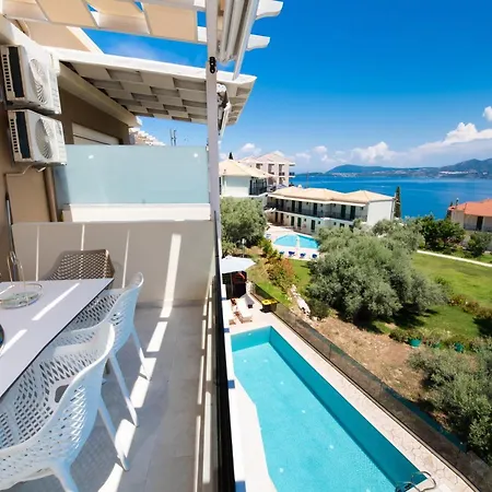 Melodia Lefkada Maisonette 1 בית נופש ניקיאנה